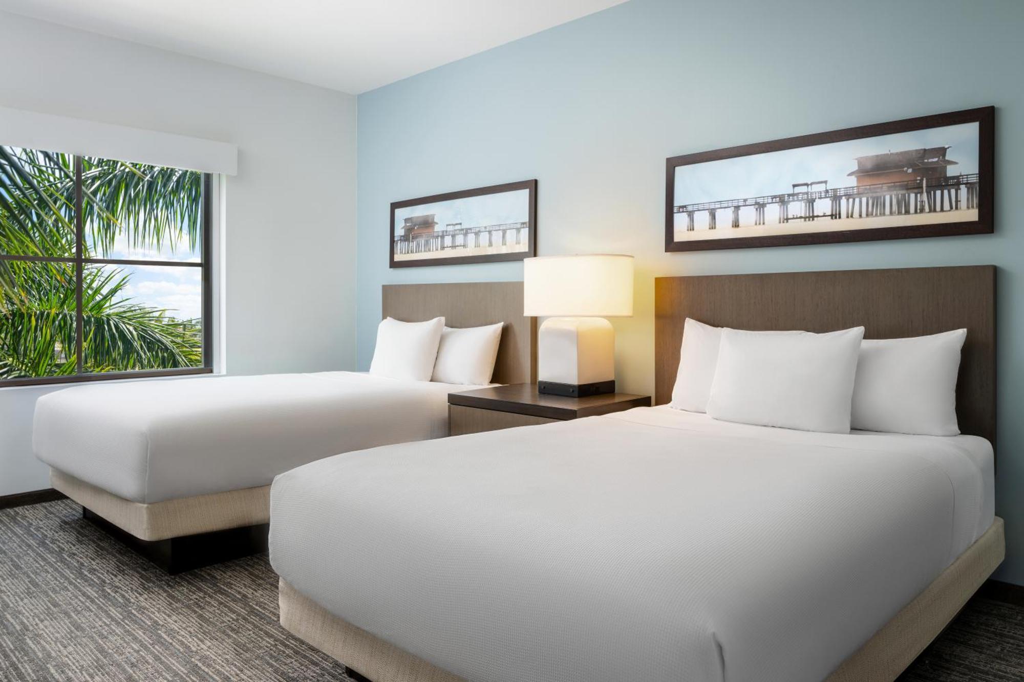 Hotel Hyatt House Naples 5Th Avenue Esterno foto